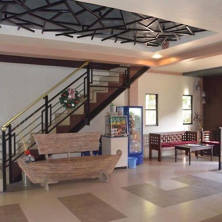 Jared Suites Upper Digos エクステリア 写真