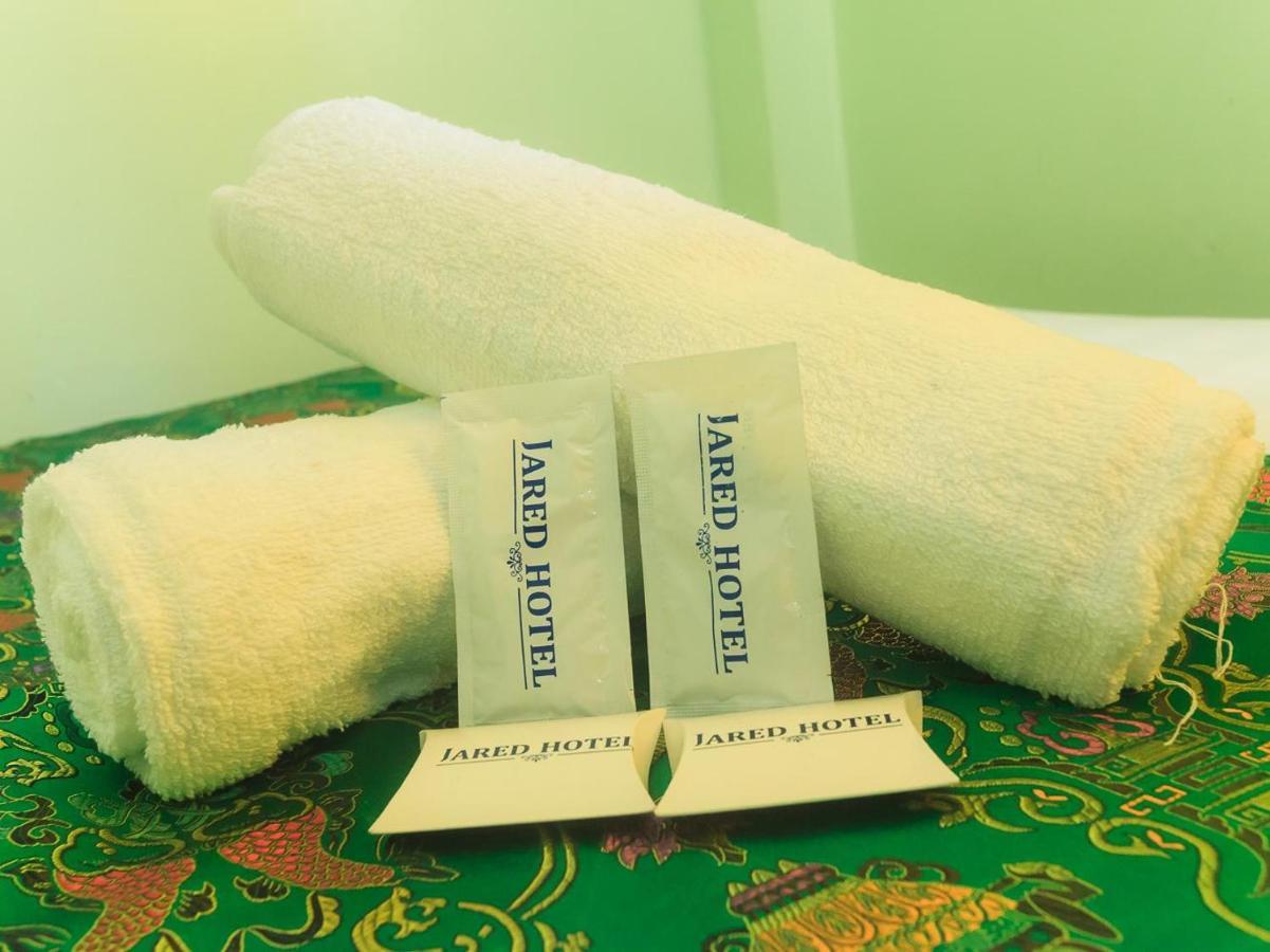 Jared Suites Upper Digos エクステリア 写真
