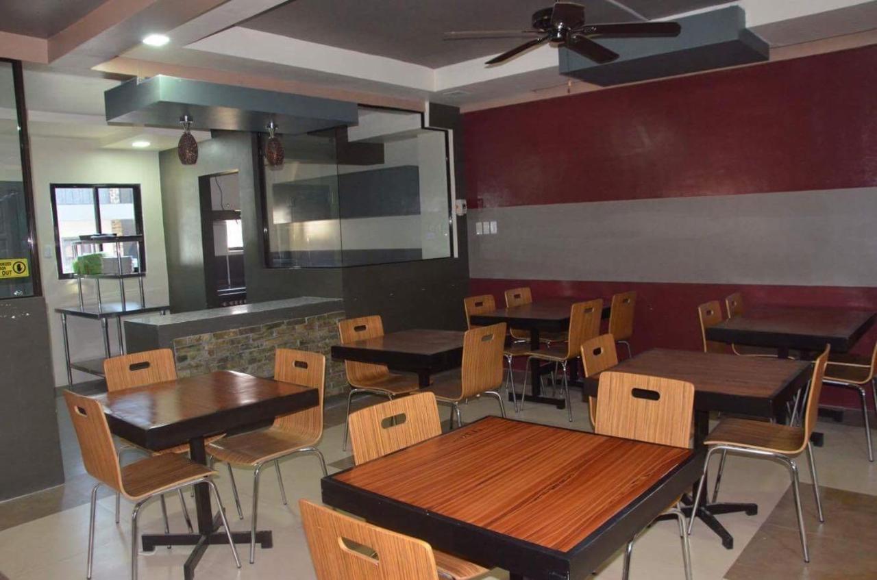 Jared Suites Upper Digos エクステリア 写真