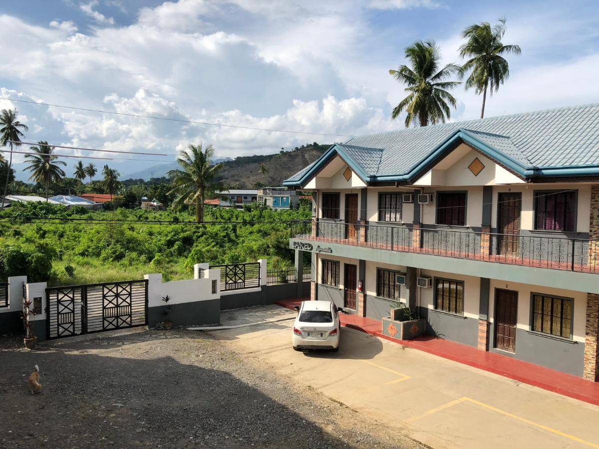 Jared Suites Upper Digos エクステリア 写真