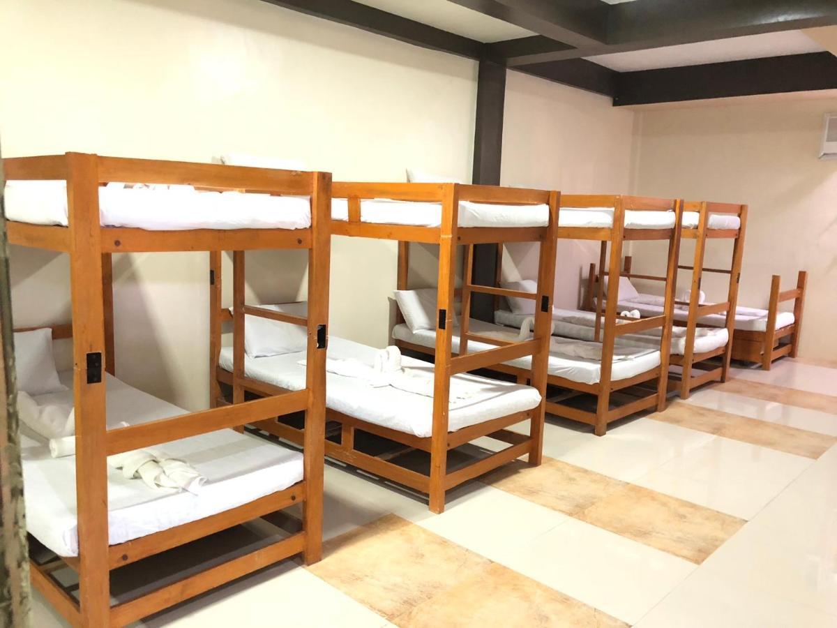 Jared Suites Upper Digos エクステリア 写真